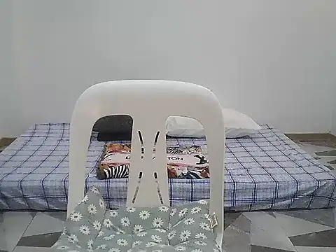 Snapshot of AngelaRose26 chatting on March 2026 12:13:02 AM AngelaRose26 online show from March 2026 12:13:02 AM