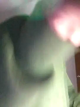 Snapshot of cafepuro chatting on March 2026 01:56:02 AM cafepuro online show from March 2026 01:56:02 AM