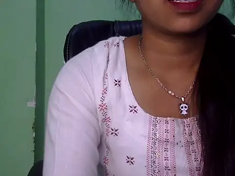 cute momo love online show from March 2026 05:46:02 AM