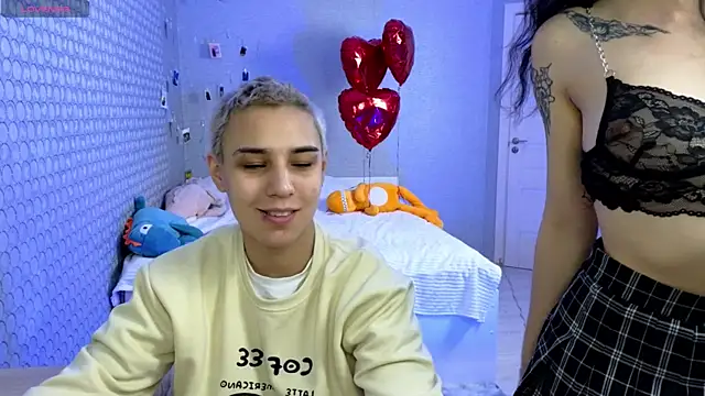 LuxuryLoverss online show from February 2026 06:56:01 AM