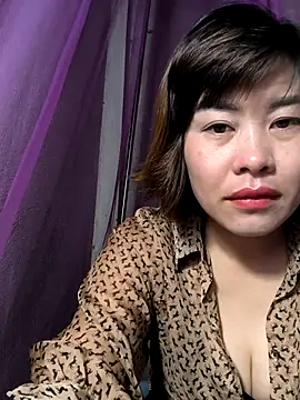 juicy-milu online show from March 2026 12:06:02 AM