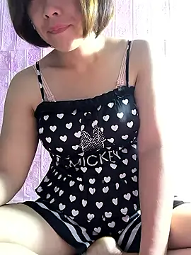 juicy-milu online show from April 2026 11:48:01 PM