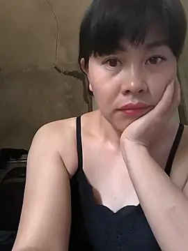Snapshot of juicy-milu chatting on June 2026 02:12:01 AM juicy-milu online show from June 2026 02:12:01 AM