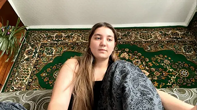 Snapshot of JanineThielman chatting on July 2026 05:10:02 AM JanineThielman online show from July 2026 05:10:02 AM