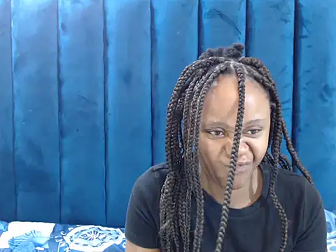 CreamyTea online show from March 2026 09:17:02 AM