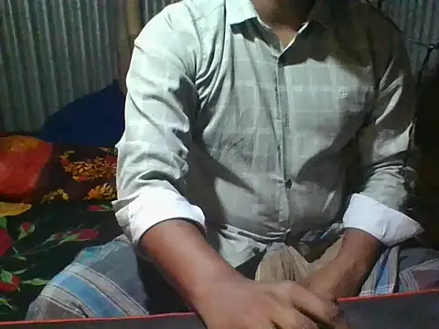 Snapshot of BestDick2910 chatting on February 2026 03:40:01 AM BestDick2910 online show from February 2026 03:40:01 AM