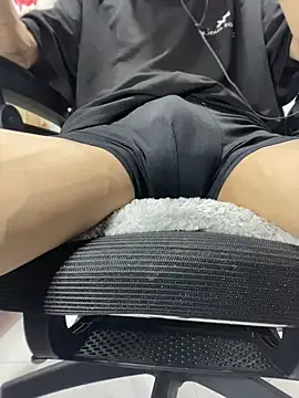 NniuAh online show from April 2026 08:31:02 AM