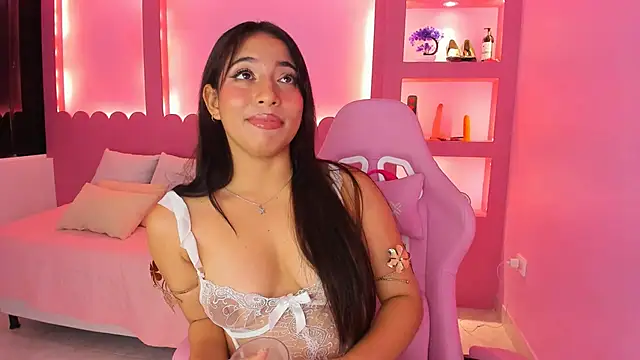 Holy Lux online show from April 2026 05:14:02 PM