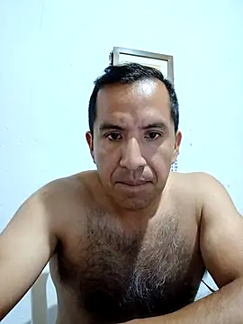 Snapshot of DIEGOLUIS2026 chatting on February 2026 04:54:01 AM DIEGOLUIS2026 online show from February 2026 04:54:01 AM