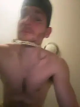 Snapshot of Aarondeweese27 chatting on February 2026 10:45:02 AM Aarondeweese27 online show from February 2026 10:45:02 AM