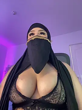 Yasmin cute online show from June 2026 02:11:01 PM