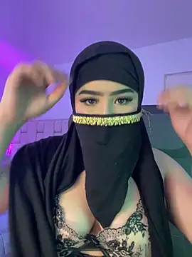 Yasmin cute online show from June 2026 01:12:01 PM