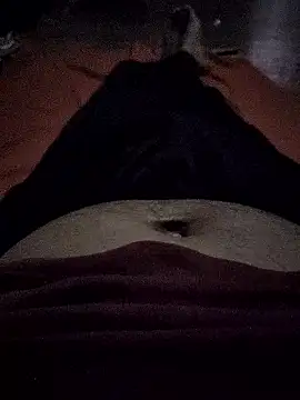 Snapshot of magicmovemen chatting on February 2026 10:19:02 PM magicmovemen online show from February 2026 10:19:02 PM