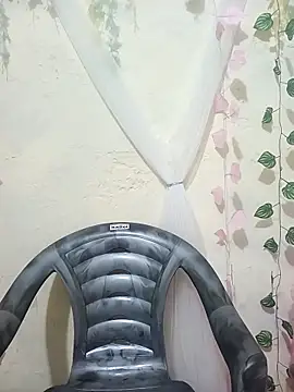 lovely-girl99 online show from March 2026 03:43:01 AM