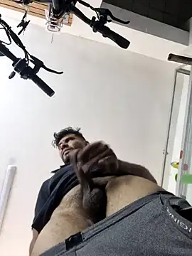 boyp3netrat0r online show from April 2026 06:35:01 PM