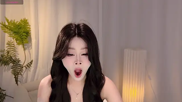 Snapshot of ruirui-9527 chatting on February 2026 01:31:02 PM ruirui-9527 online show from February 2026 01:31:02 PM