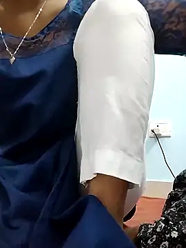 Snapshot of Karishma_88 chatting on March 2026 05:02:02 AM Karishma 88 online show from March 2026 05:02:02 AM