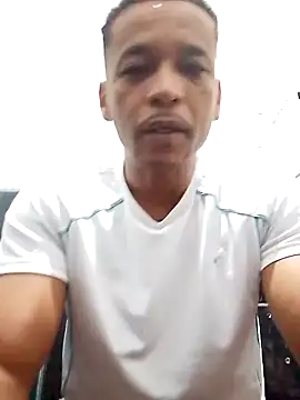 Snapshot of Rodr_go14 chatting on May 2026 10:21:01 AM Rodr go14 online show from May 2026 10:21:01 AM