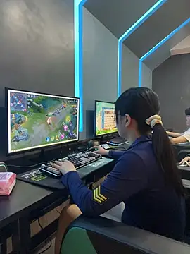 TTbeibei178 online show from March 2026 03:07:02 PM