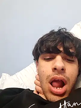 ilcazzone32 online show from March 2026 09:33:01 PM