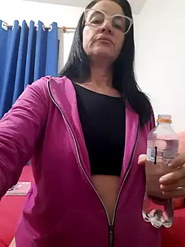 Camilegaucha online show from June 2026 11:20:01 PM