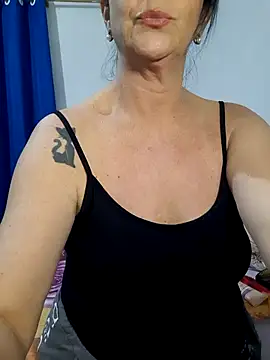 Camilegaucha online show from August 2026 11:19:01 PM