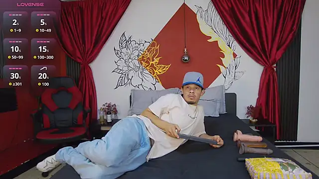 Luna Dante fox online show from April 2026 12:21:01 PM