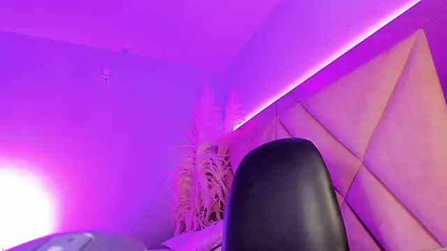 Alanah connory online show from June 2026 02:14:01 PM
