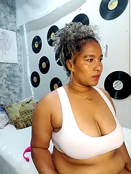 medusafox  online show from March 2026 04:49:01 AM