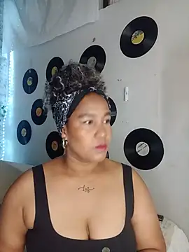 medusafox  online show from April 2026 04:04:01 AM