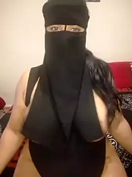madleen Mm online show from May 2026 03:19:02 PM