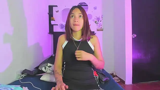 sapphire brown20 online show from March 2026 01:33:02 AM