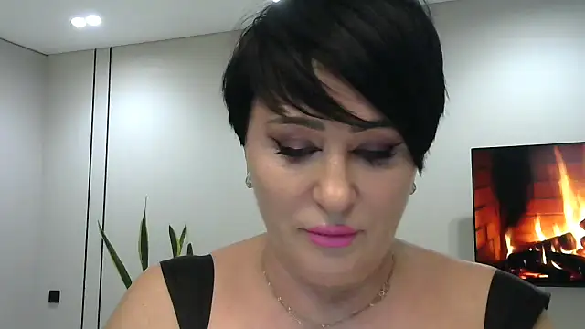 Kleotempt online show from March 2026 07:10:01 PM