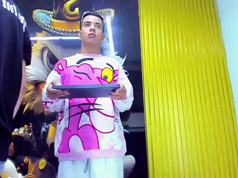 Snapshot of angel_boy_xxx chatting on March 2026 12:11:01 PM angel boy xxx online show from March 2026 12:11:01 PM