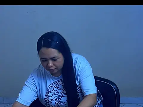 SARAHONEY26 online show from March 2026 02:28:01 AM