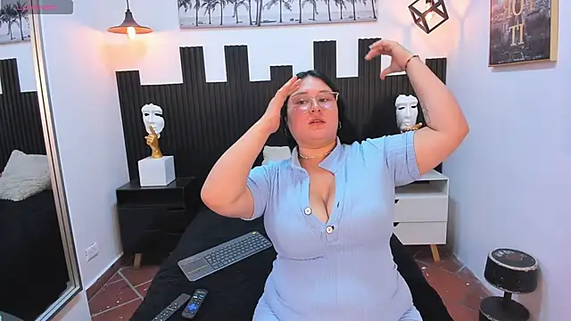 sienna cavalli online show from April 2026 12:41:02 PM