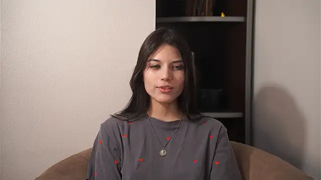 Snapshot of CaroylnPaiva chatting on February 2026 08:58:02 AM CaroylnPaiva online show from February 2026 08:58:02 AM