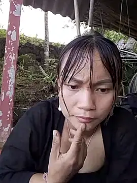 Snapshot of mami-rubi chatting on May 2026 10:22:02 AM mami-rubi online show from May 2026 10:22:02 AM