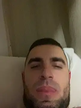 Snapshot of VANYA1997 chatting on February 2026 07:47:02 PM VANYA1997 online show from February 2026 07:47:02 PM