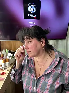 expensive lady online show from March 2026 06:55:01 PM