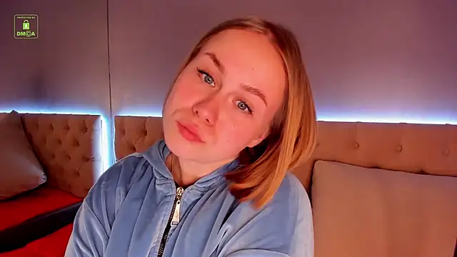 stacy moorex online show from July 2026 08:35:01 PM