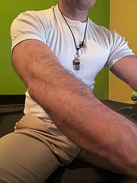 Coach 85 online show from March 2026 06:33:01 PM