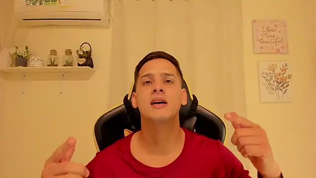 sexy andres01 online show from May 2026 12:35:01 PM