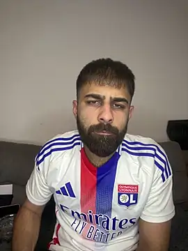 Snapshot of Shayan_021_Private chatting on June 2026 11:03:02 PM Shayan 021 Private online show from June 2026 11:03:02 PM