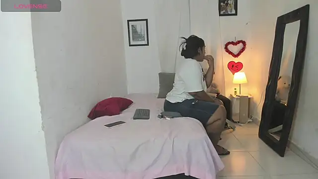 Snapshot of mariana_villa72 chatting on July 2026 02:29:01 PM mariana villa72 online show from July 2026 02:29:01 PM
