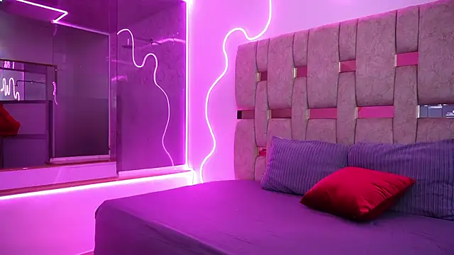 liasuaza online show from March 2026 12:21:01 PM