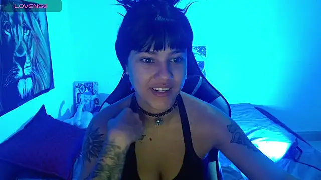 Divinejewel69 online show from July 2026 09:25:01 AM
