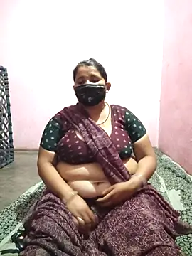 gujjuhotcouple online show from April 2026 05:50:02 PM