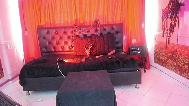 Snapshot of Lilith_madame_satan chatting on May 2026 06:46:01 PM Lilith madame satan online show from May 2026 06:46:01 PM