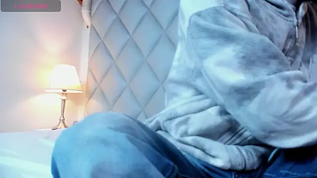 ZyanMorphy online show from March 2026 01:18:01 PM